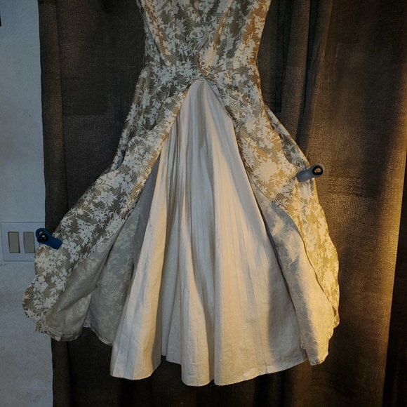 Vintage dress - Picture 7 of 10